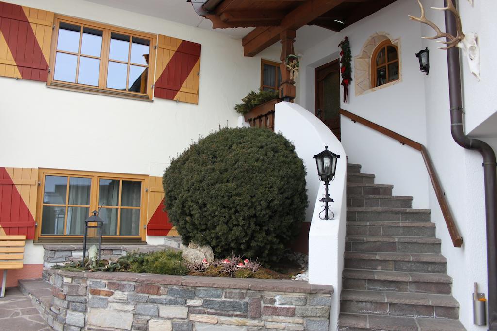 Gaestehaus Trude Waltl Fieberbrunn Buitenkant foto