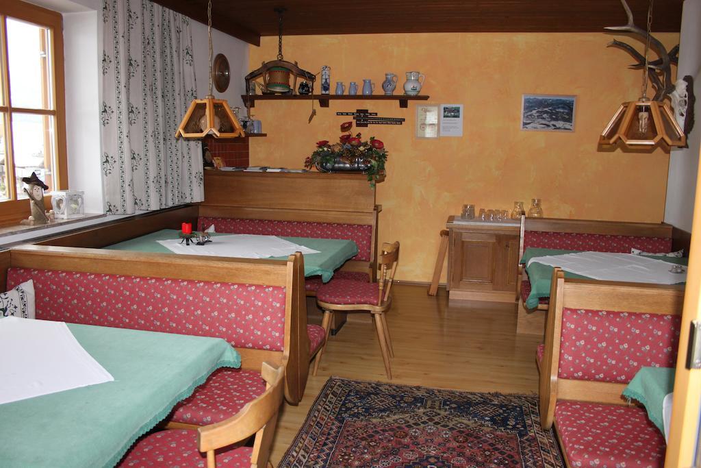 Gaestehaus Trude Waltl Fieberbrunn Buitenkant foto