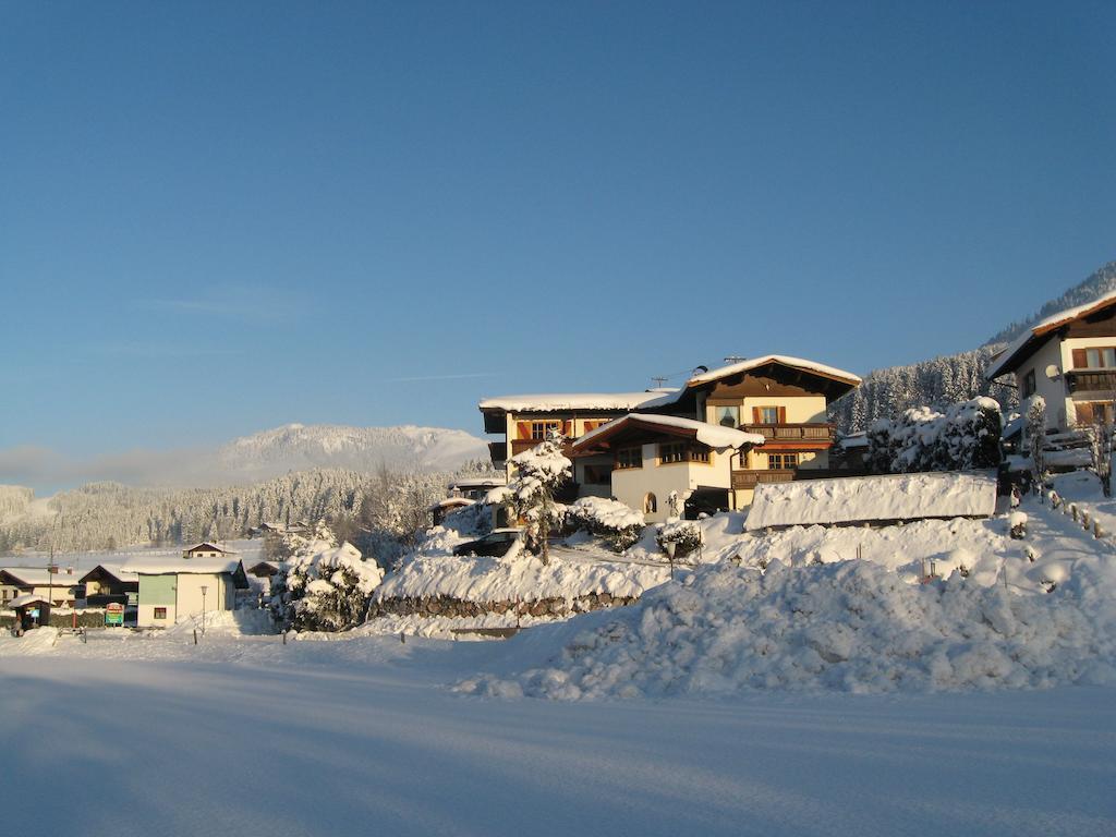 Gaestehaus Trude Waltl Fieberbrunn Buitenkant foto